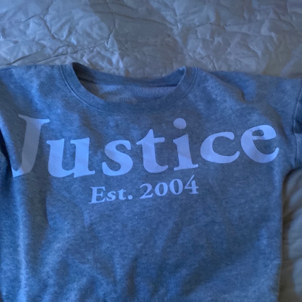 Justice crewneck